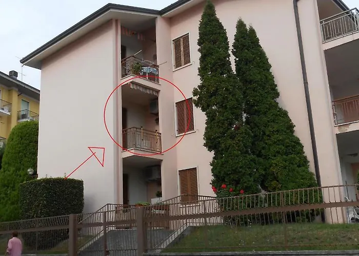 Monolocale a Peschiera del garda vista lago