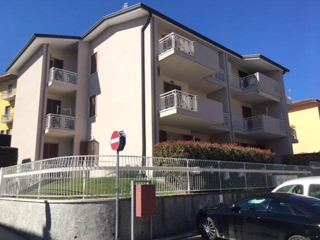 Appartamento Monolocale A Vista Lago