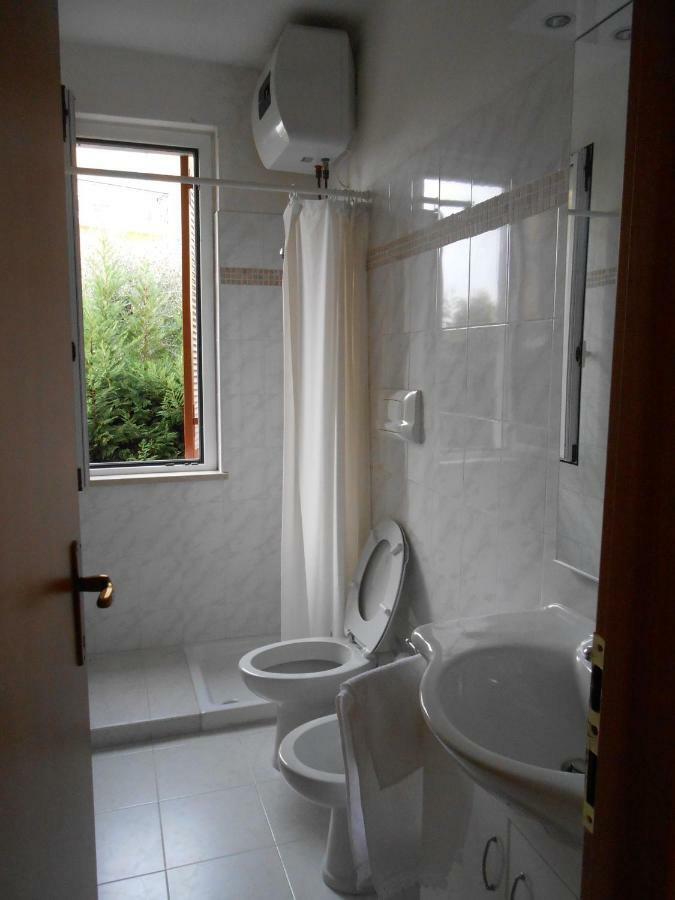 Monolocale A Vista Lago Apartment Peschiera del Garda
