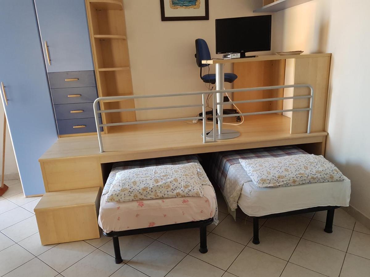 Appartamento Monolocale A Vista Lago *